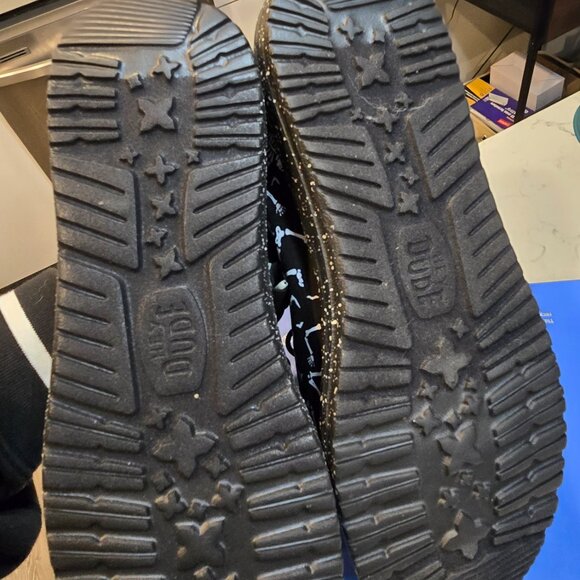 Hey Dude Wally Skeletons Glow in Dark Shoes Moccasin Men' Size 10 NEW RARE HTF - Picture 7 of 16